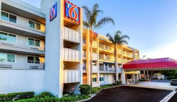 Motel 6 - Anaheim, CA