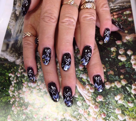 Nail Passion - Pialba, QLD
