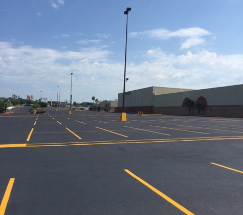 Reynolds Co Parking Lot Maint - Schertz, TX