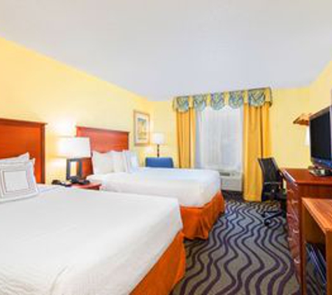 Baymont Inn & Suites - Savannah, GA