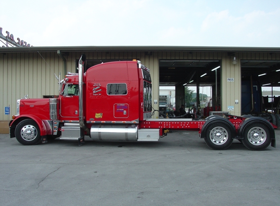 Crump  Truck & Trailer Works Inc - Springfield, MO