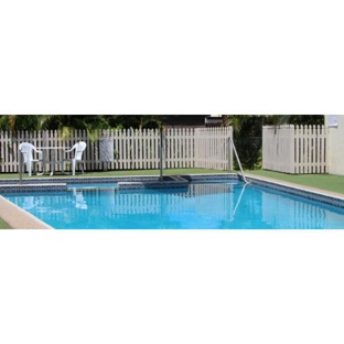 Golden Fountain Motel - Allenstown, QLD