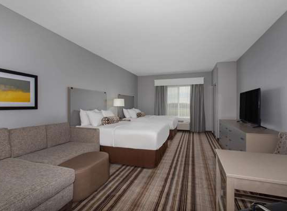 Hawthorn Suites by Wyndham Loveland - Johnstown, CO