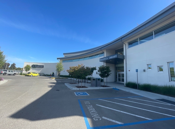 El Gabilan Public Library - Salinas, CA