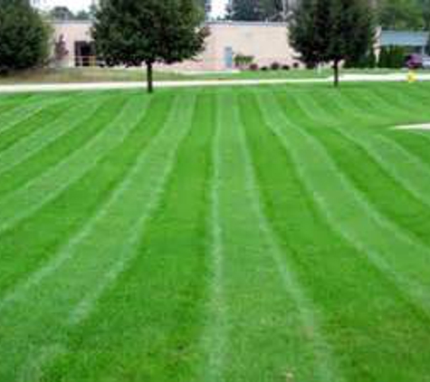 K & K Lawn & Shrub Services Inc - Harper Woods, MI