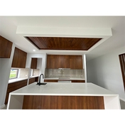 Gallery Image Number 6