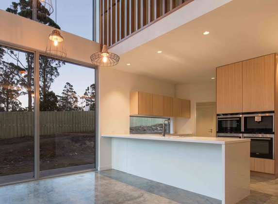 Mansfield Builders Pty Ltd - Builders Hobart Tasmania - Mornington, TAS