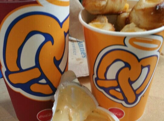 Auntie Anne's - Albany, GA