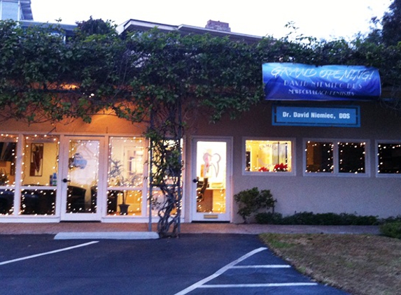 David Niemiec DDS Inc - Newport Beach, CA