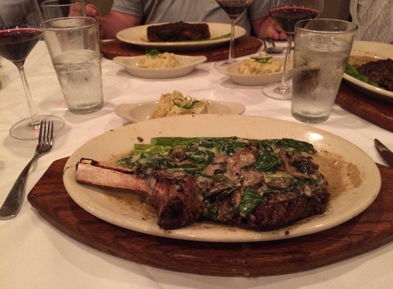 Las Brisas Southwest Steakhouse - Lubbock, TX