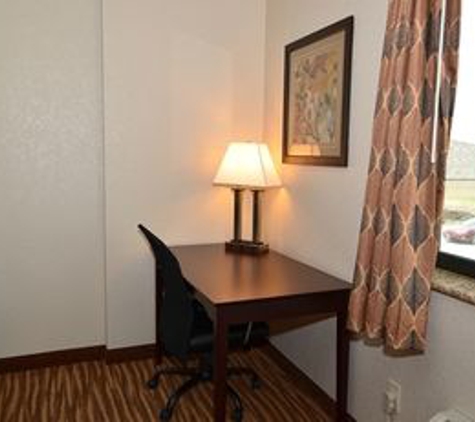 Cobblestone Inn & Suites - Clarion - Clarion, IA