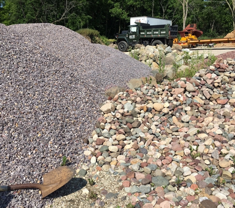 Lang's Landscaping Materials - Waterford, WI