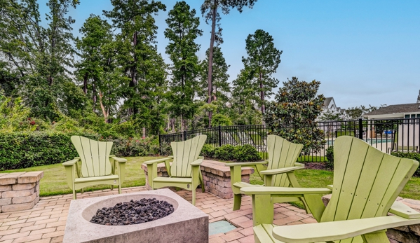 Creekside at Greenlawn Apartment Homes - Columbia, SC