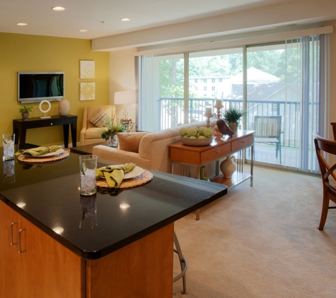 Spa Cove Apartments - Annapolis, MD