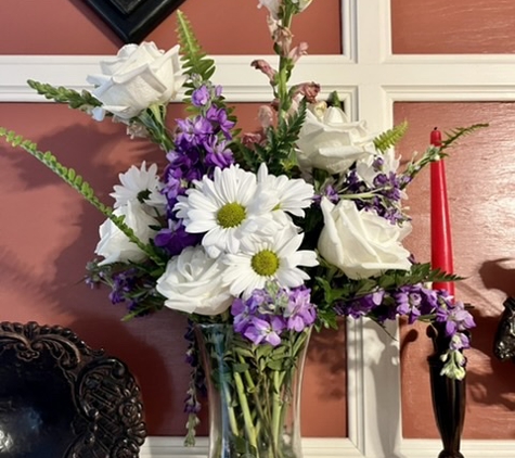 Flowers by Derrell - Leesburg, GA