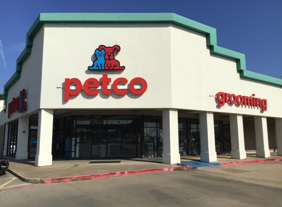 Petco - Longview, TX