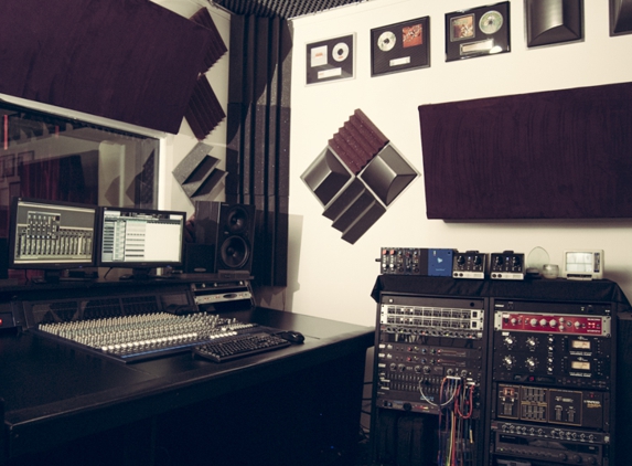 The Soundscape Recording Studio & Recording Arts School - Royal Oak, MI