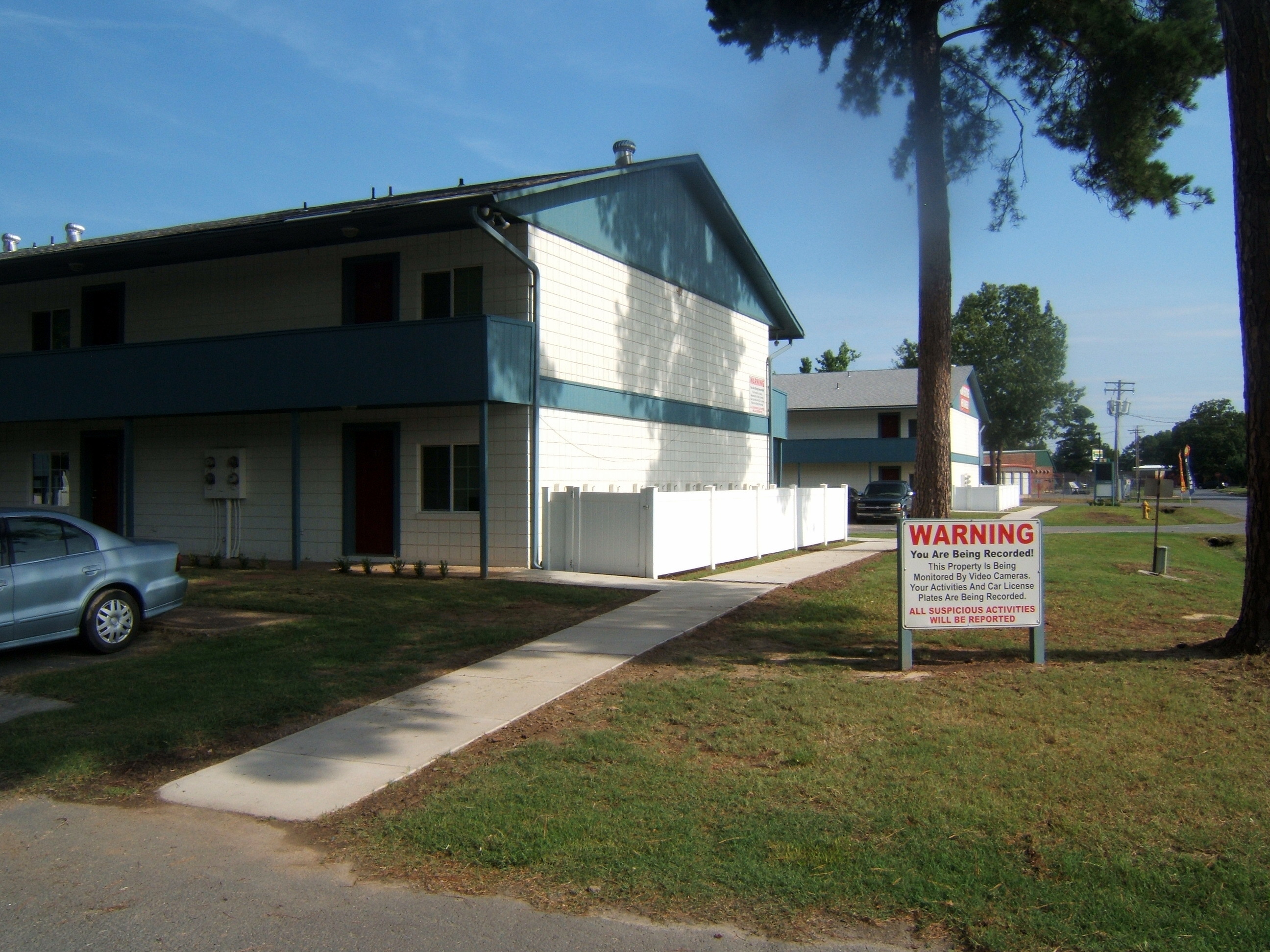 Studio One Apartments 1002 N Hemlock St, Pine Bluff, AR ...