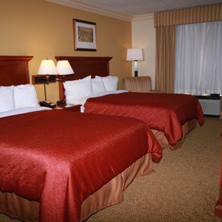 Country Inns & Suites - Nashville, TN