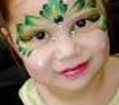 Face Painting & Caricatures - Chicago, IL. Irish leprechaun paints wonderful children's fantasy faces