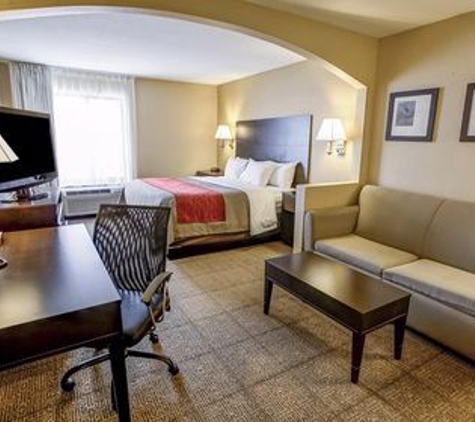 Quality Inn & Suites Lenexa Kansas City - Lenexa, KS