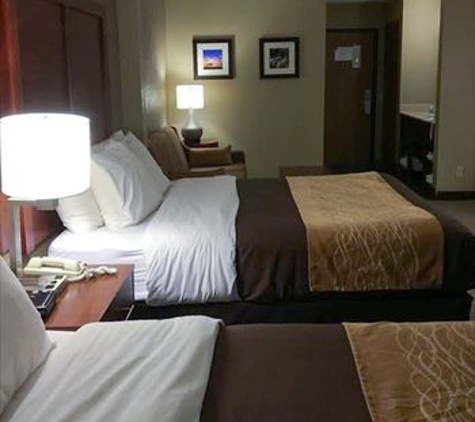 Comfort Inn-salem - Salem, IL