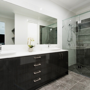 Bradnam's Windows & Doors - Ashmore, QLD. Frameless Shower Screen