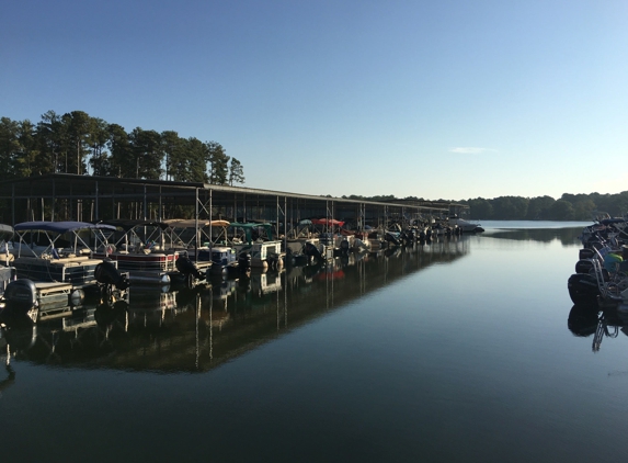 Lighthouse Marina - Chapin, SC