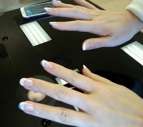 Color Nails & Spa - North Ridgeville, OH