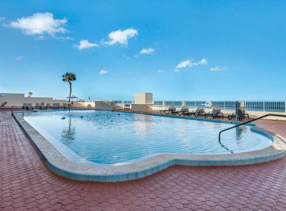 Quality Inn Daytona Beach Oceanfront - Daytona Beach, FL