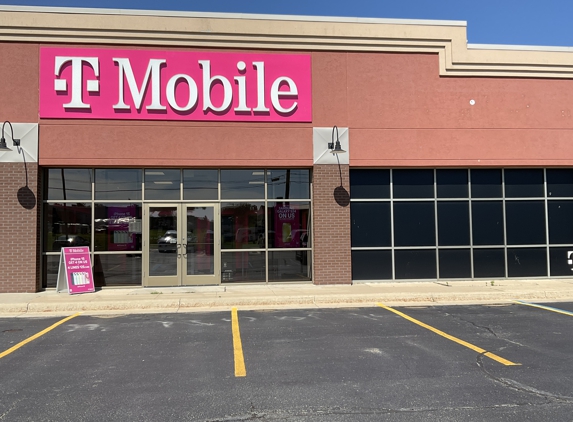 T-Mobile - Waverly, IA