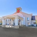 Super 8 by Wyndham Cloverdale - Motels