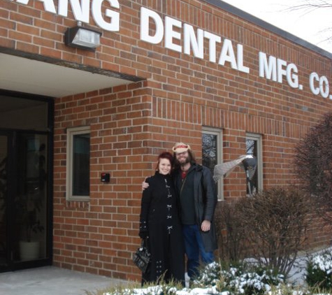 Lang Dental Manufacturing Co., Inc. - Wheeling, IL