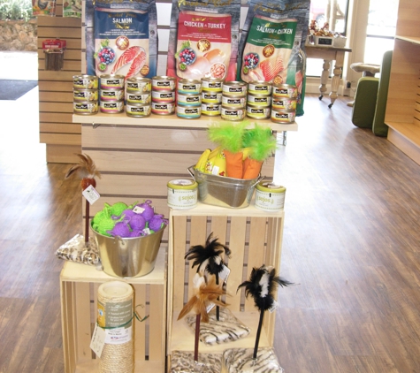 Family Petcare Store - Novato, CA