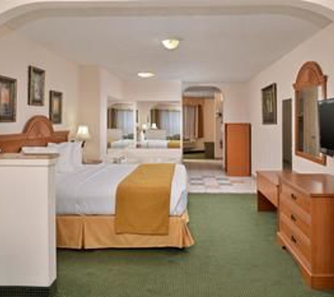 Americas Best Value Inn & Suites - Stafford, TX