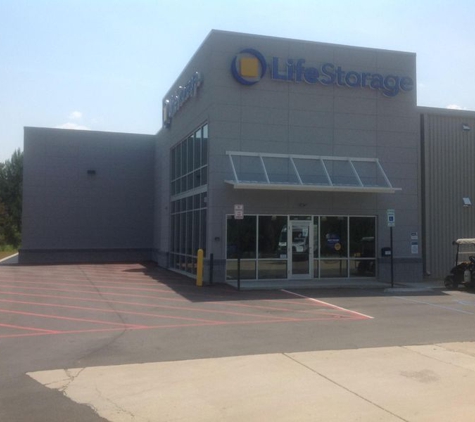 Life Storage - Mobile, AL