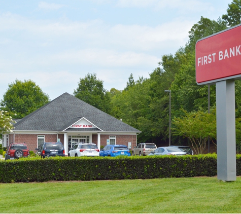 First Bank - Thomasville, NC - Thomasville, NC