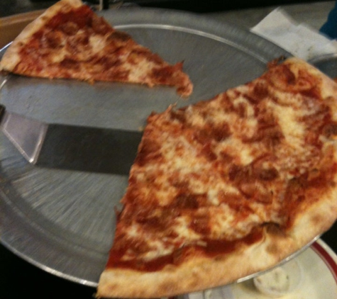 Danny's Pizzeria - Bradenton, FL