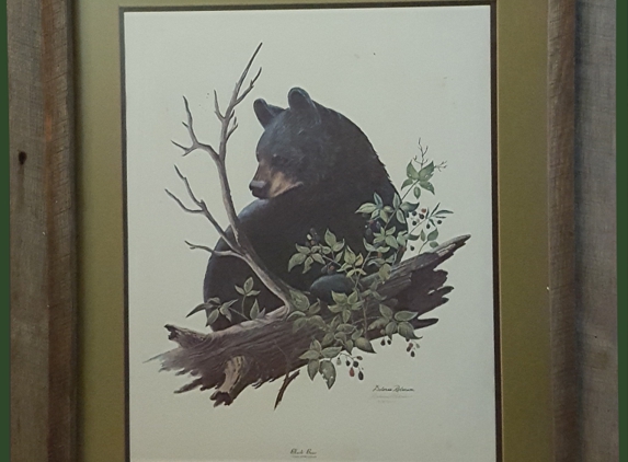 Master's Editions Village Gallery - Gatlinburg, TN. Black Bear by Delores Roberson