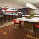 Courtyard by Marriott - Hotels