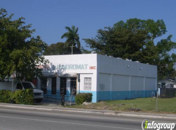 Popeyes Laundromat - Miami, FL