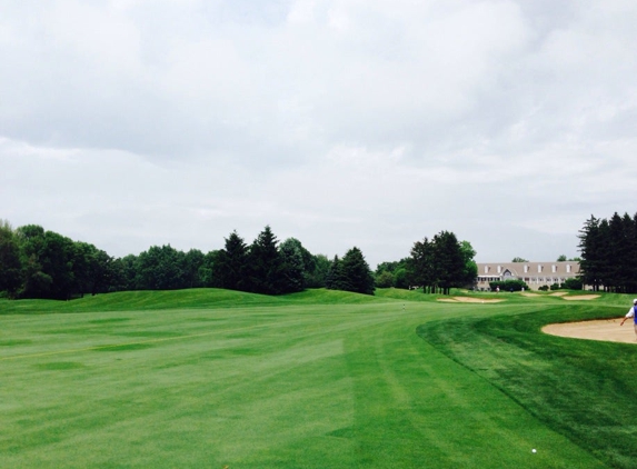 Royal Melbourne Country Club - Long Grove, IL