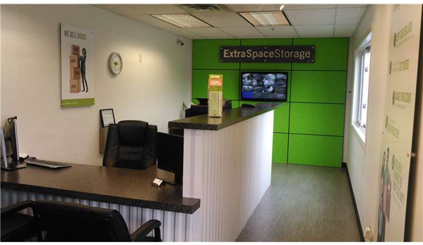 Extra Space Storage - Saint Peters, MO