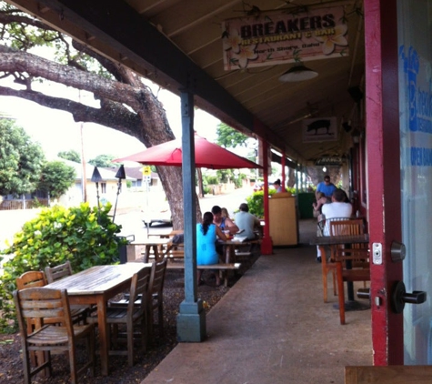 Breakers Restaurant and Bar - Haleiwa, HI