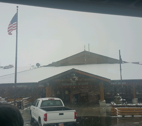 Ruby's General Store - Bryce Canyon City, UT