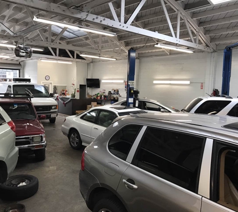 Paul 777 Auto Care - Albany, CA