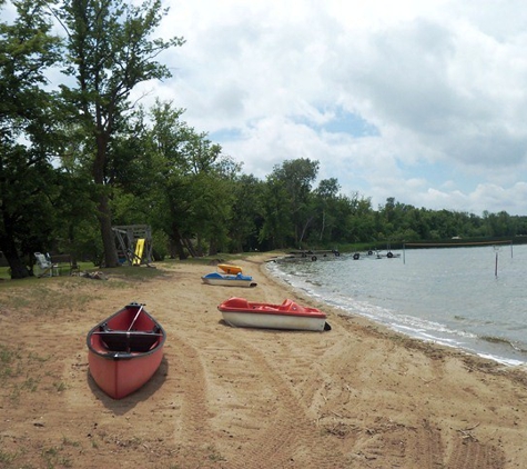 Sunset Bay Resort - Richville, MN