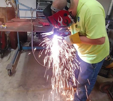 Sallee's Pro-Custom Fabrication Shop - Scipio, IN