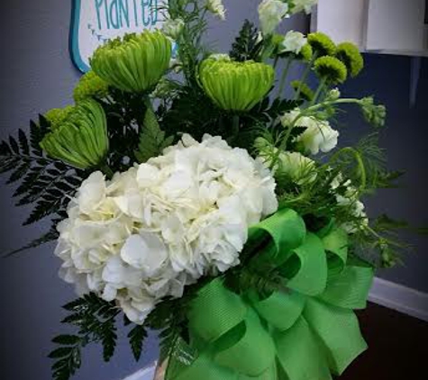 Southern Stems Flowers & Gifts - Diberville, MS