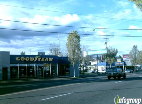 Sandy Blvd Tire & Auto - Portland, OR